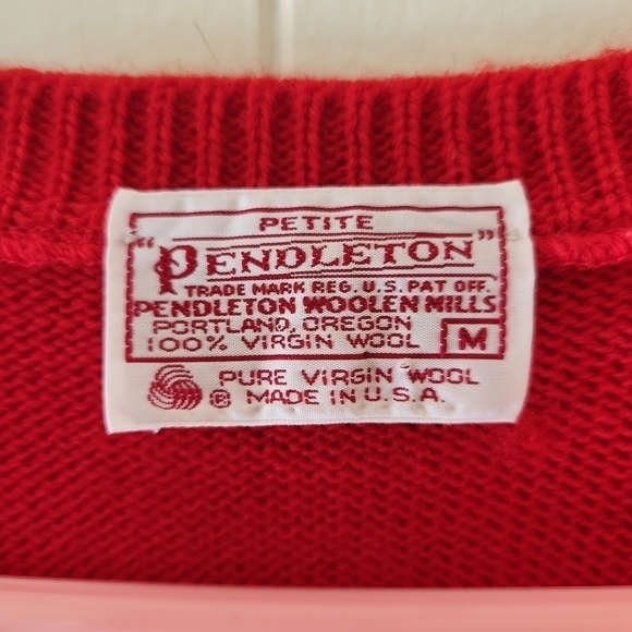 Pendleton Red Cable Knit Vest - Picture 3 of 9
